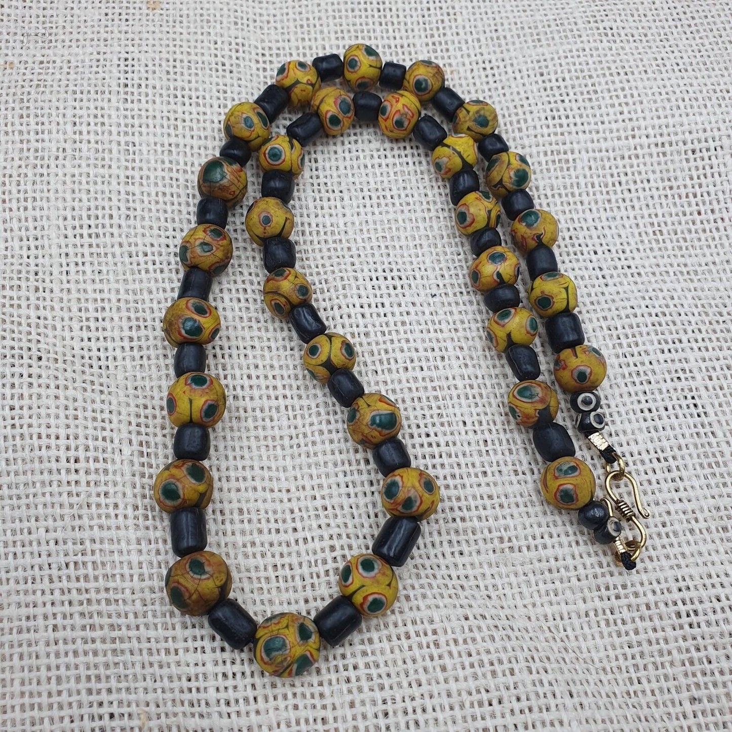 Gbr-2. vintage black yellow, green gabri eyes glass beads strand necklaceGift