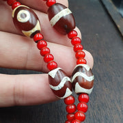 Antique tibetan etched agate beads with venetian white heart bead necklace