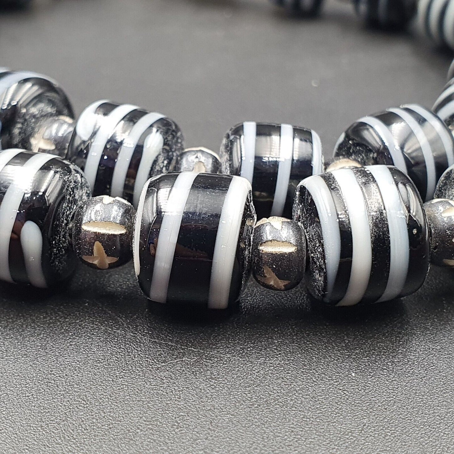 Vintage black & white stripes glass antique style beads 11-12mm necklace strandGift