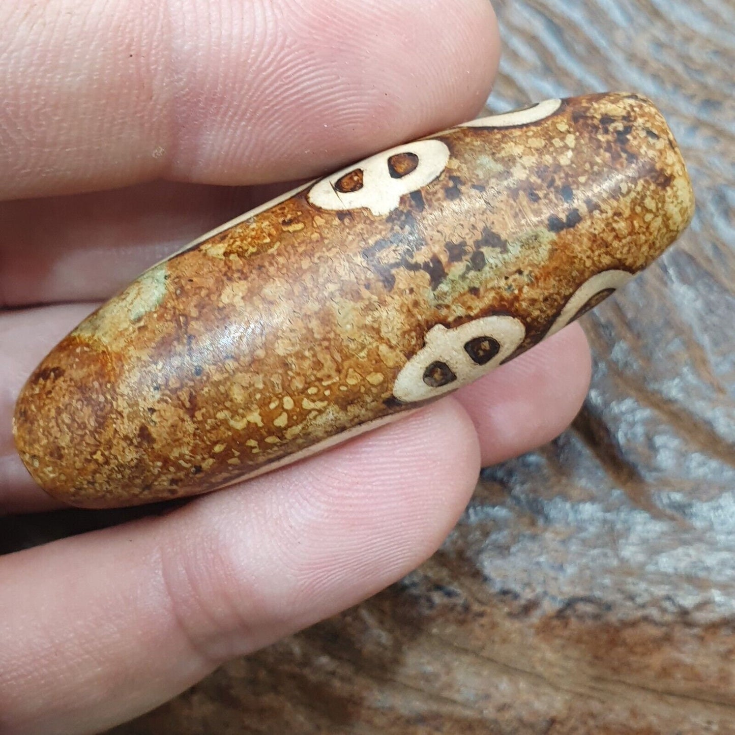 Tibetan himalayan jasper bead amulet