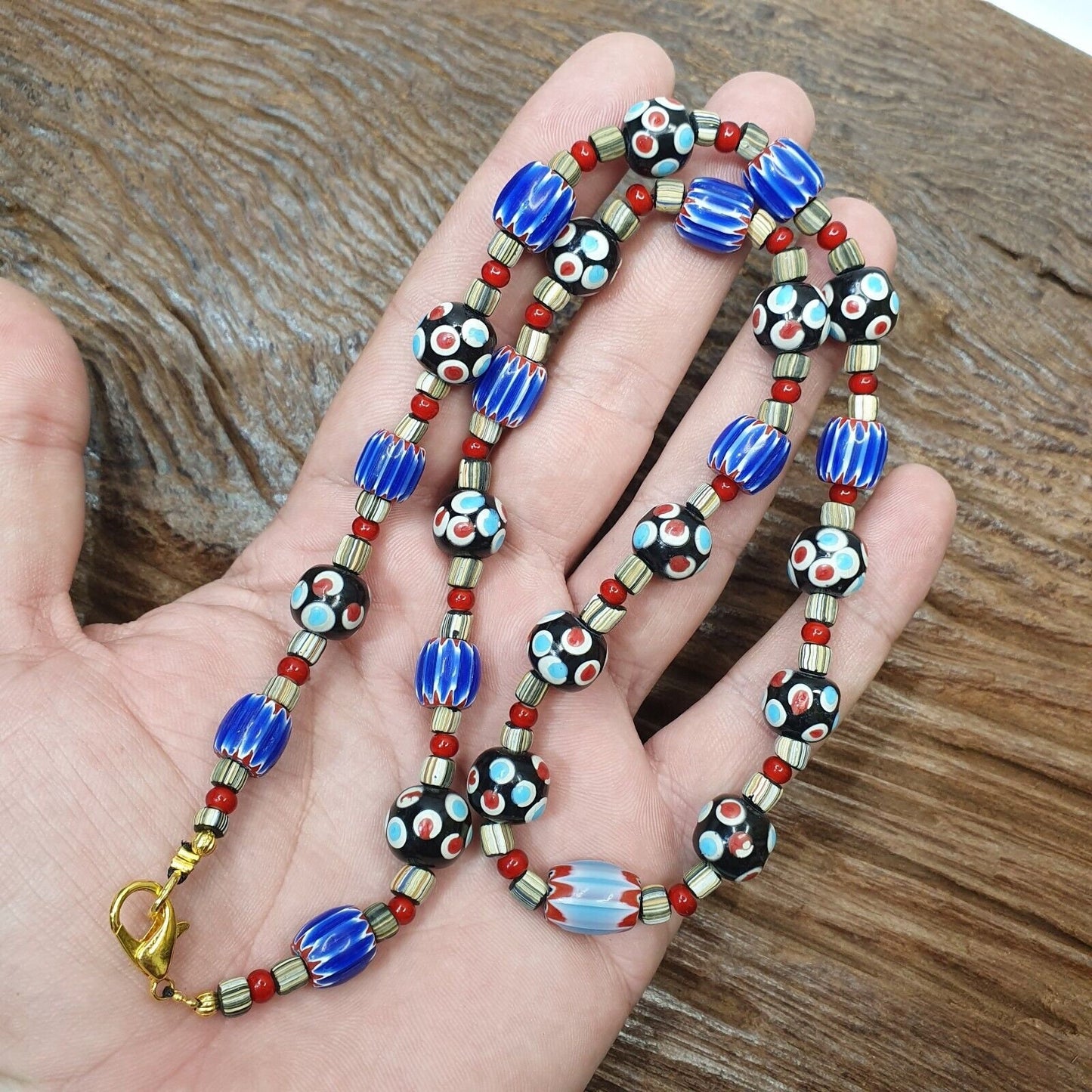 Vintage venetian style trade skunk blue chevron whiteheart beads strand
