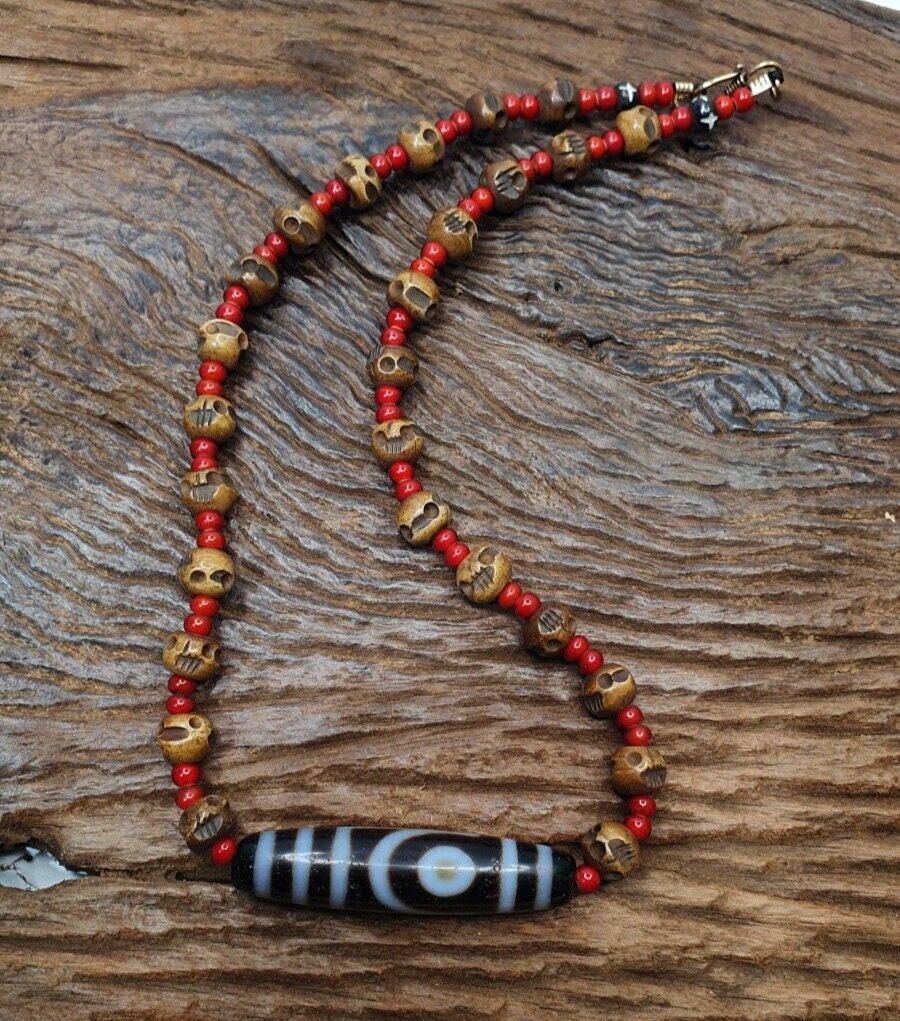 Antique vintage himalayan indo tibetan 2 eye agate, carving skull beads necklace