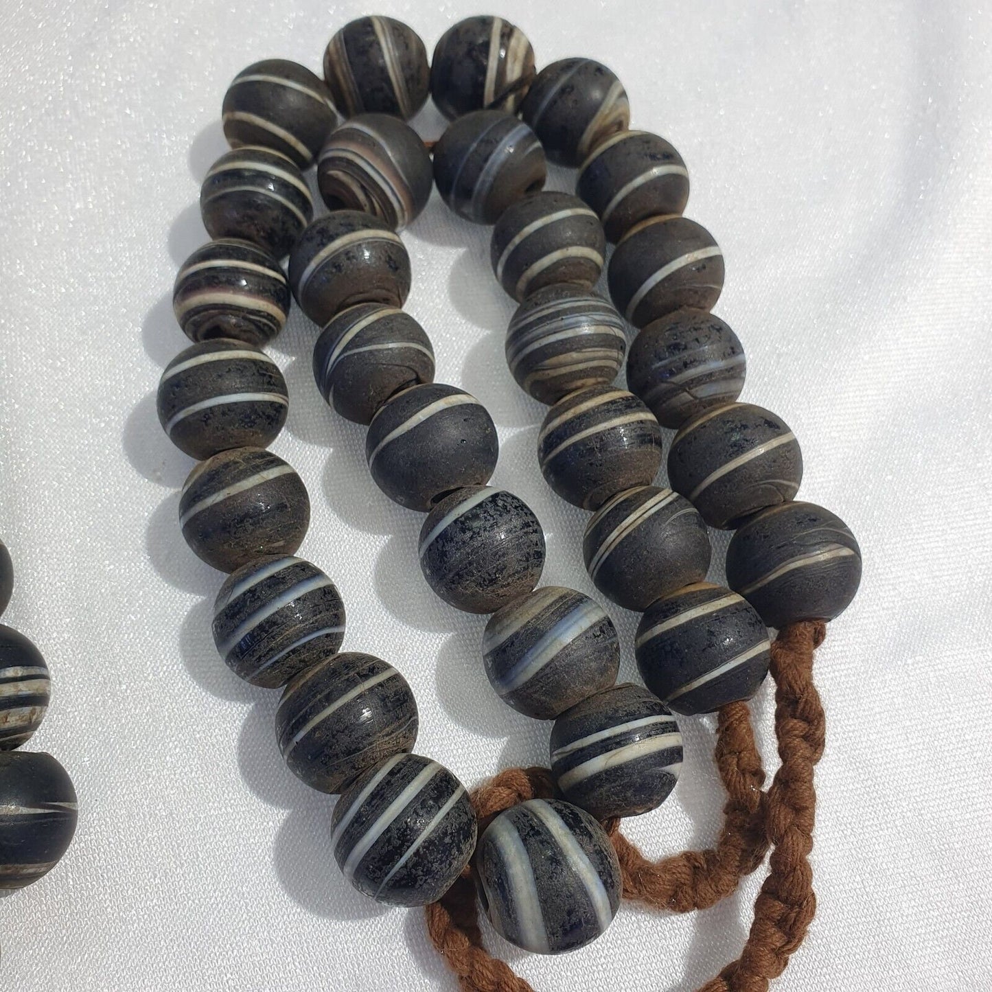 Vintage african white stripes black glass antique beads 17-18mmGift