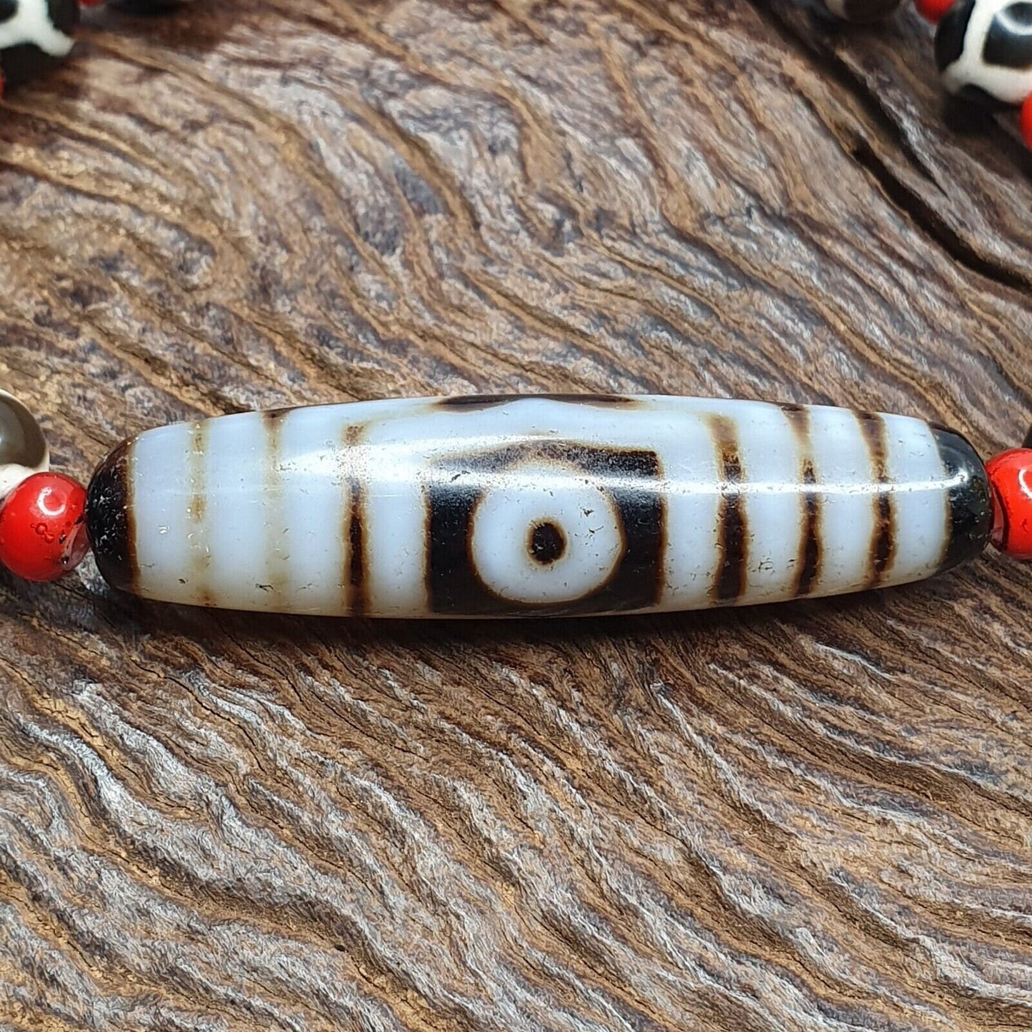 Antique vintage old himalayan indo tibetan agate beads unique pattern bracelet