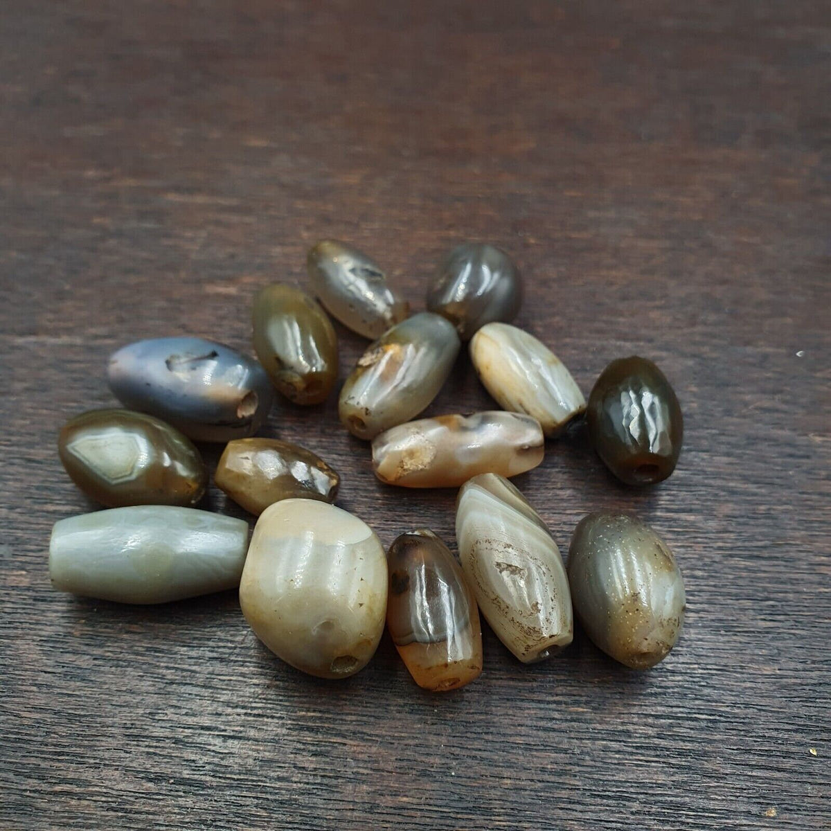 Lot 15 antique gray agate african trade agate beads gr-15
