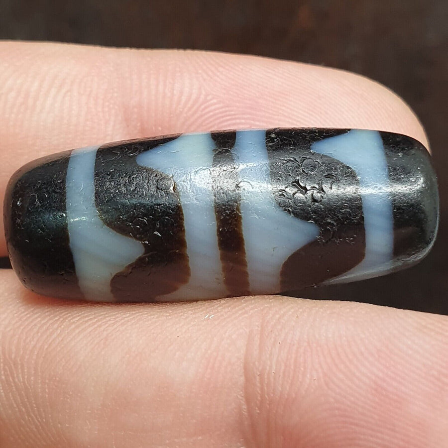 Stb-2 himalayan indo tibetan rusted double side zigzag pattern agate bead