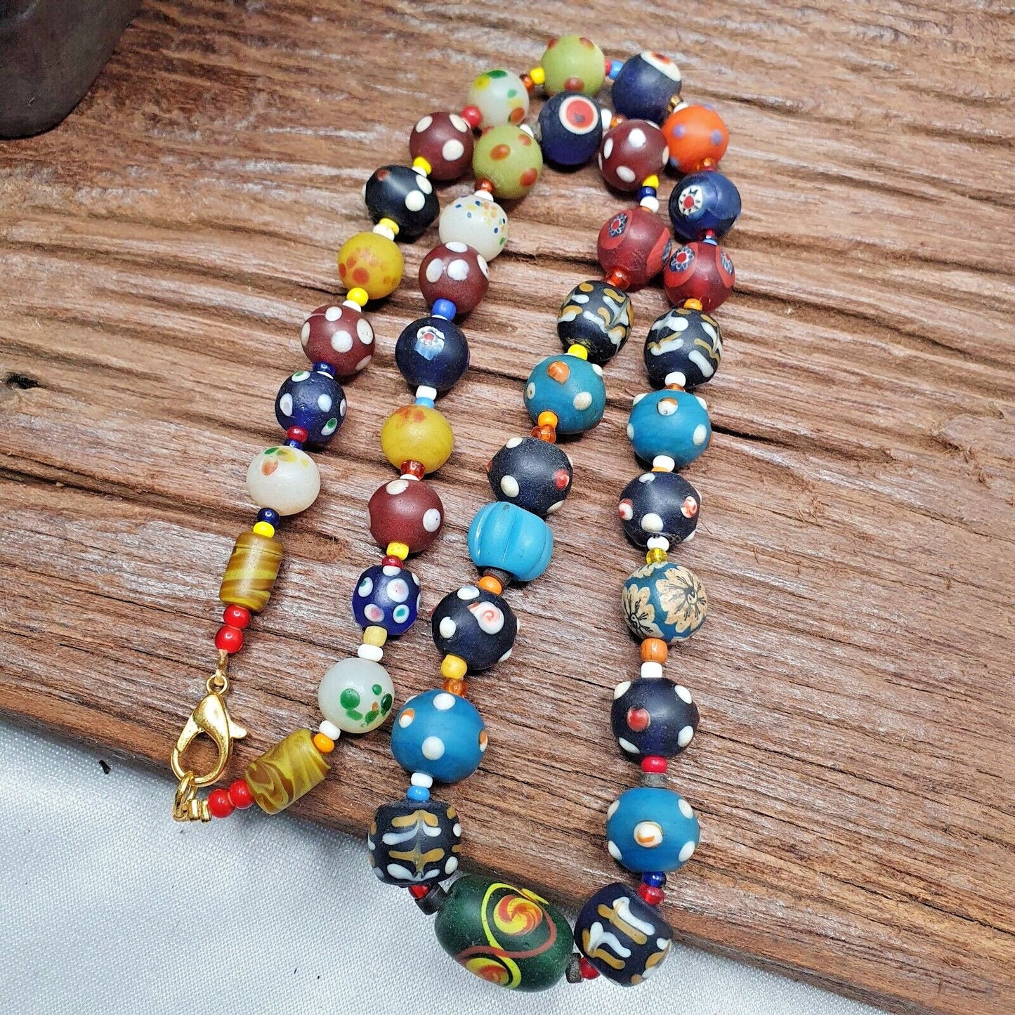 Vintage beads collection venetian style skunk, glass beaded necklaceGift