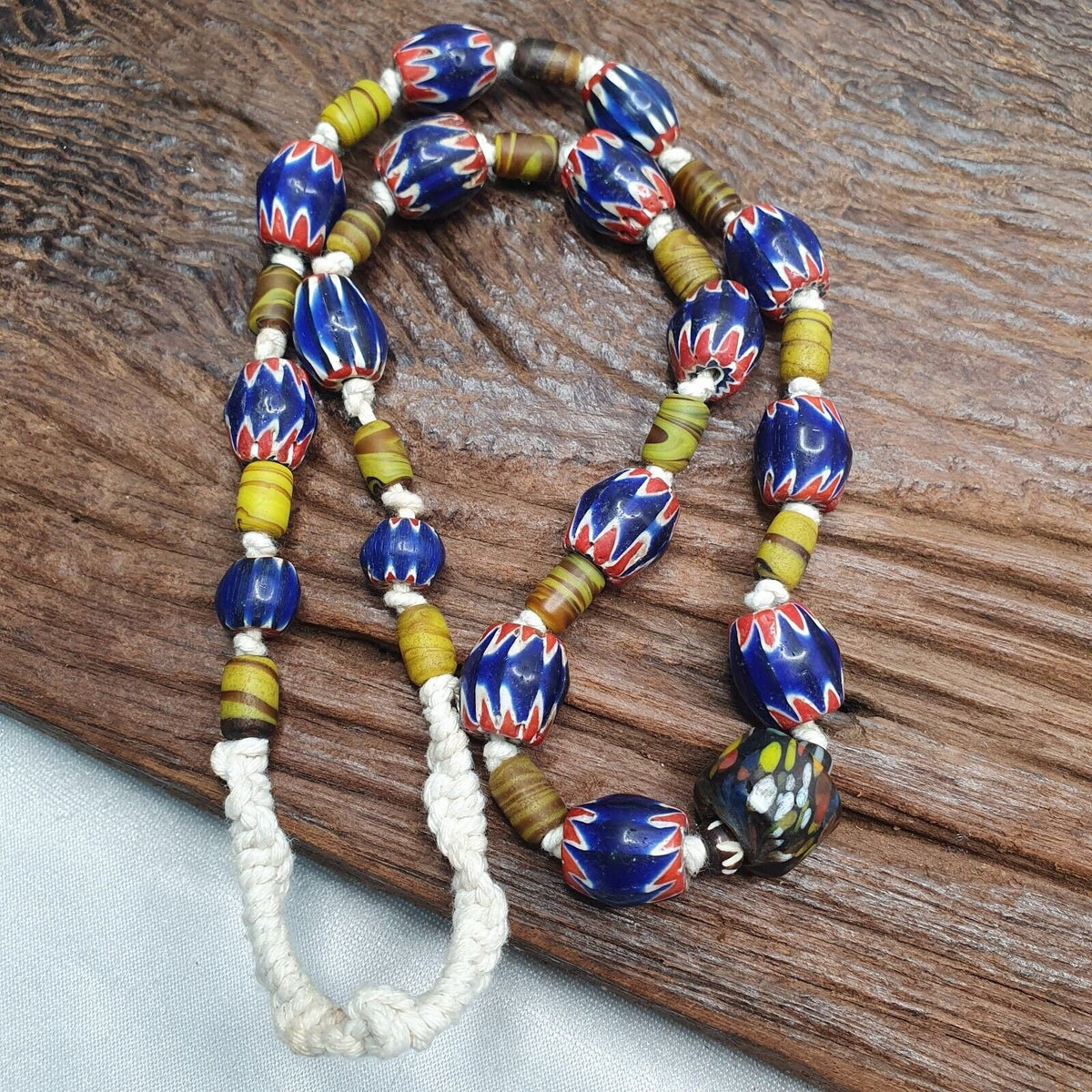 Vintage venetian style blue chevron beads necklace #ch-3