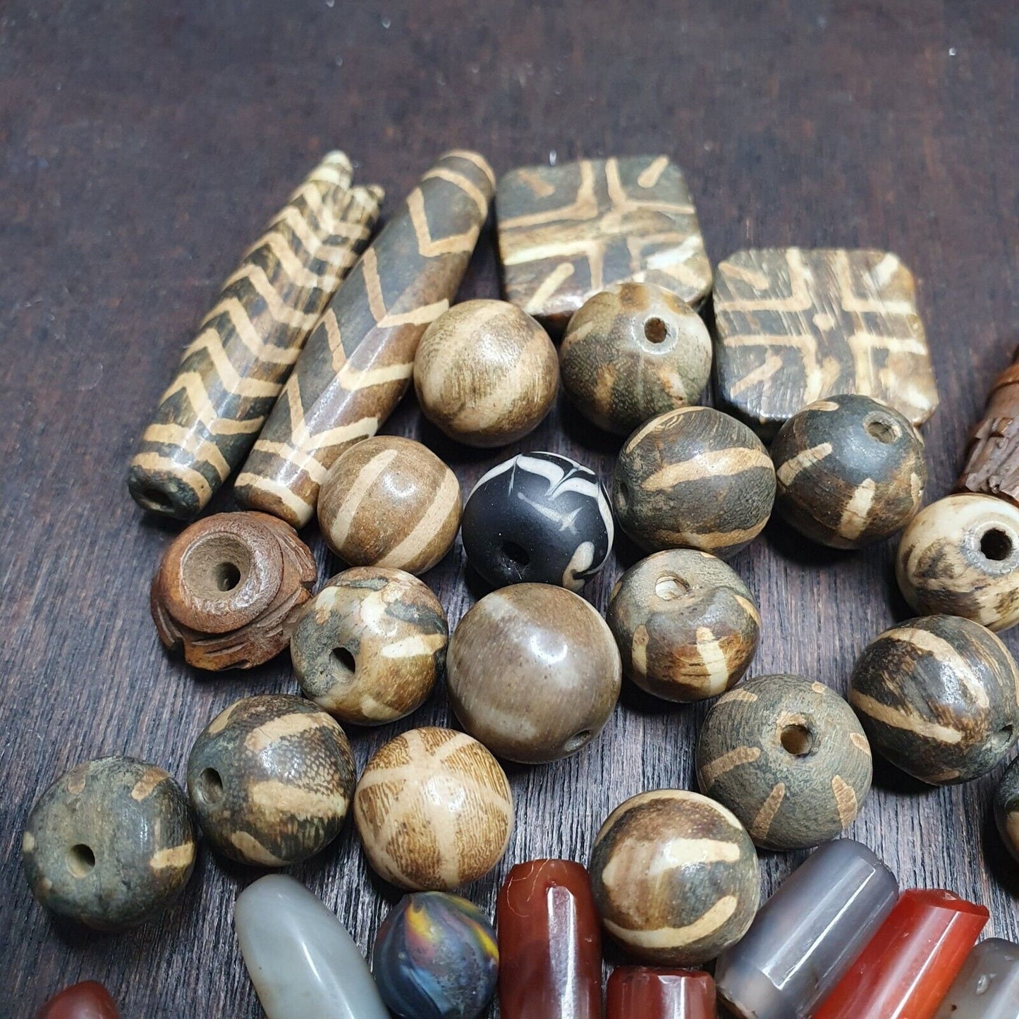Lot asian pumtek and african yemeni agate beads lot-pmt