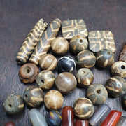 Lot asian pumtek and african yemeni agate beads lot-pmt