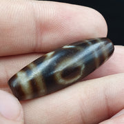 Tibetan old agate dzi bead ‘ 2 eyes ’ totem amulet pendant