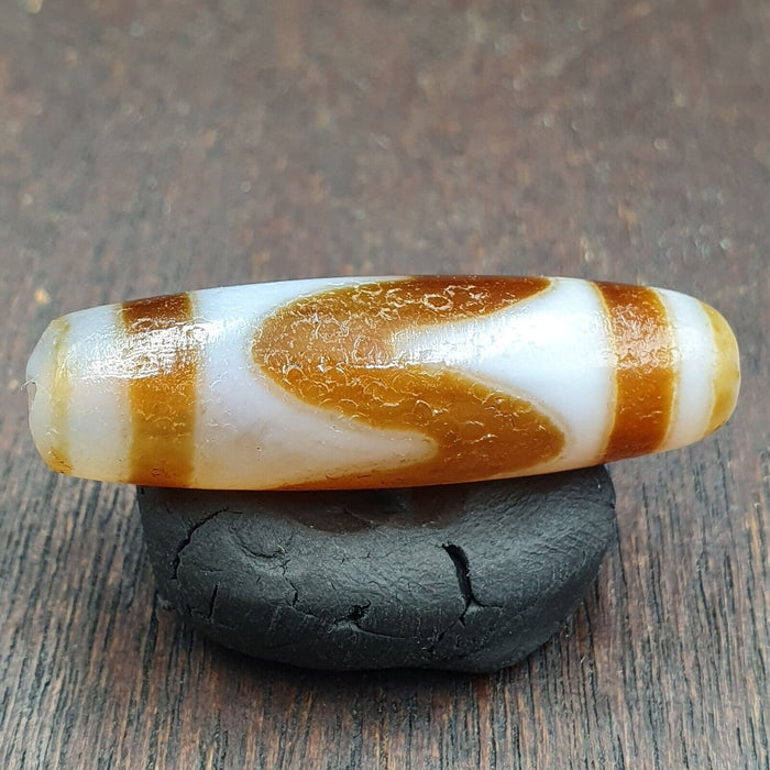 Soft skin tibetan bead old agate tiger teeth dzi pure amulet tibet eyes