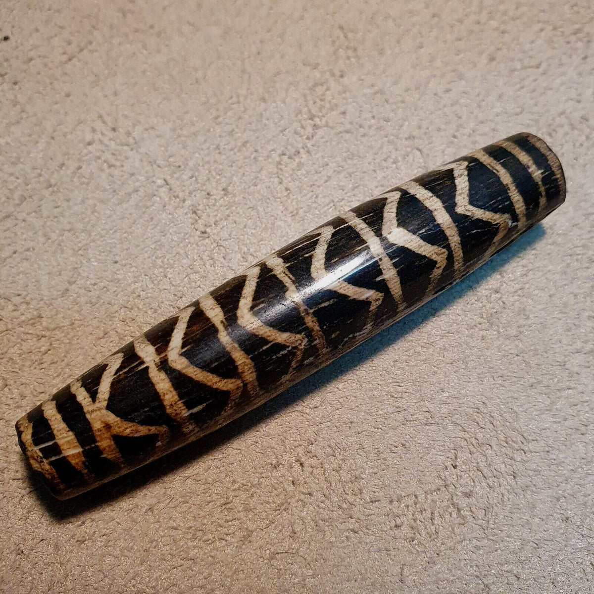 South asian burmese antiques trade pumtek petrified wood bead 68.4mm