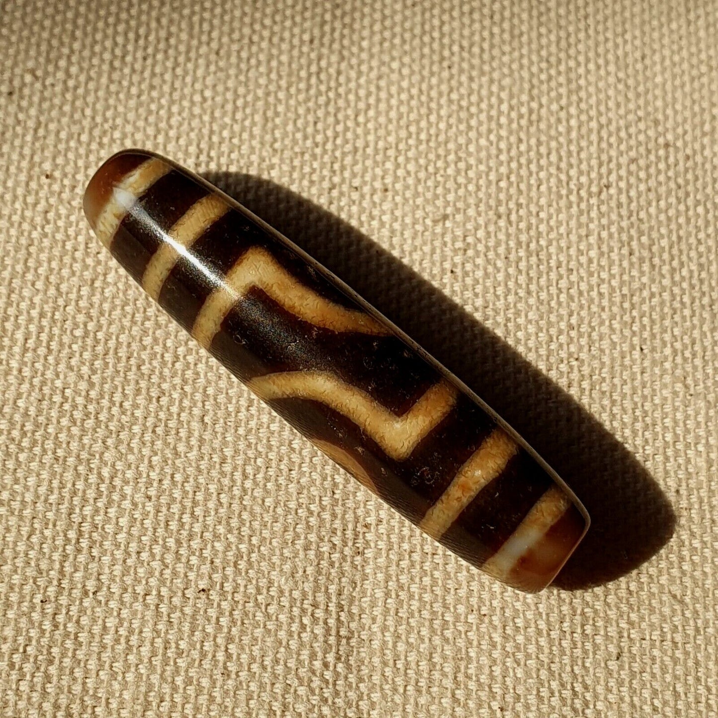 Original tibetan two eyes dzi bead,  pure cinnamon eyes agate