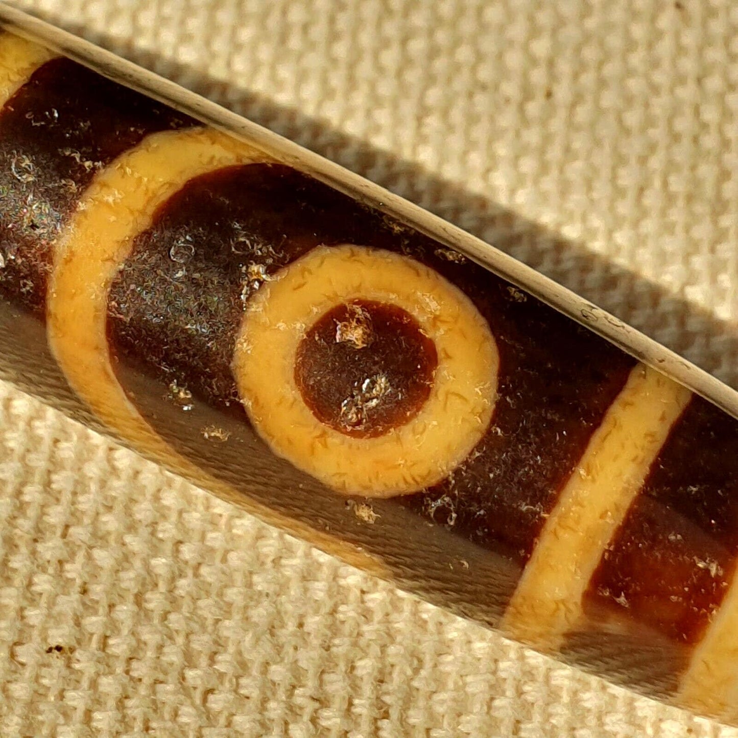 Original tibetan two eyes dzi bead,  pure cinnamon eyes agate