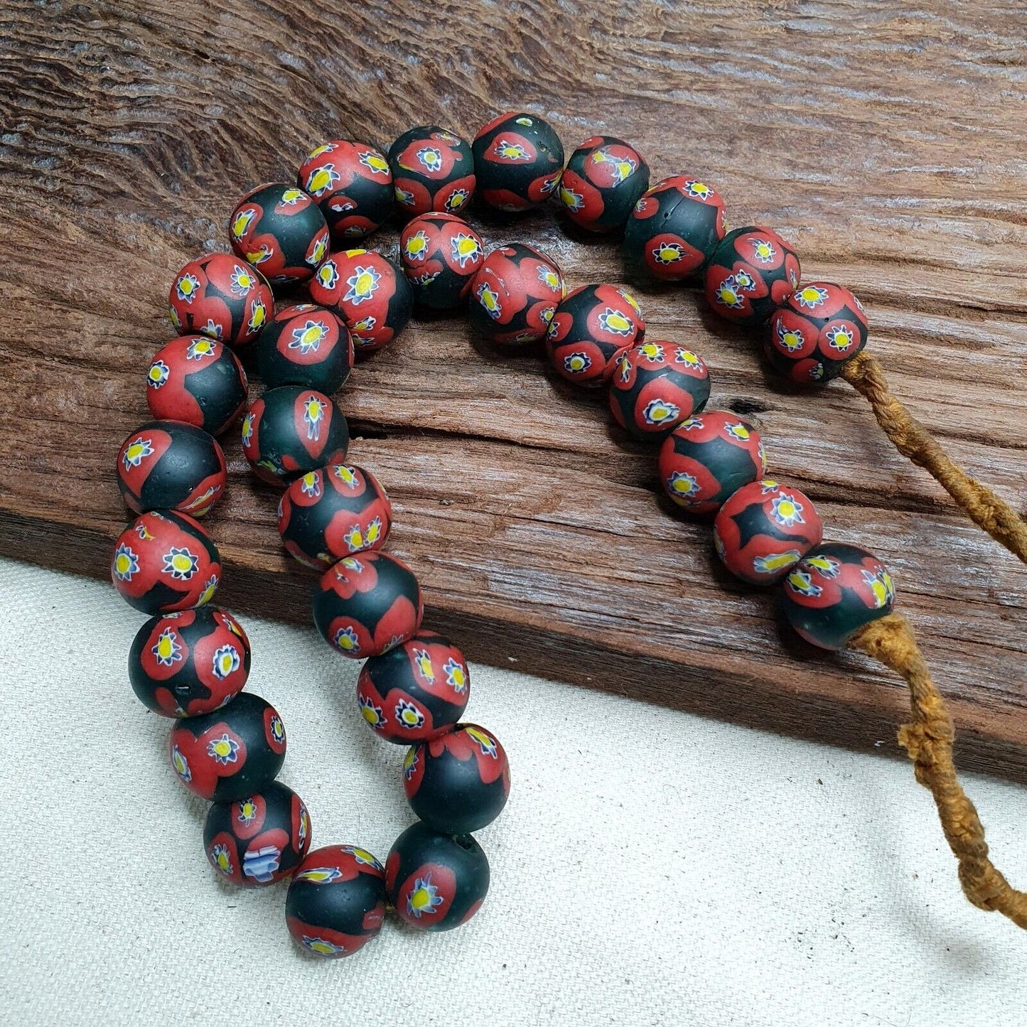 Vintage venetian-african murano style floral red glass beads strand 16mmGift