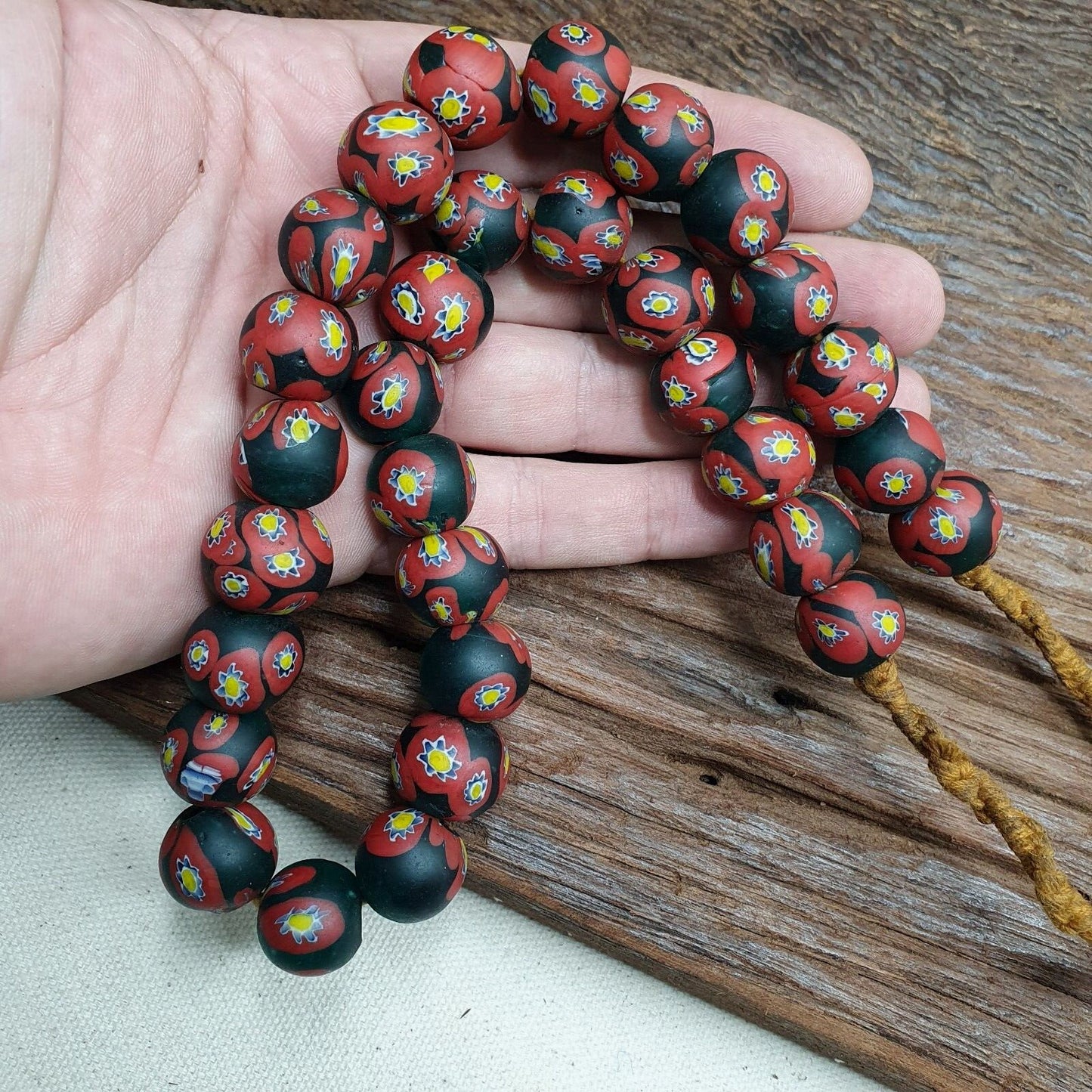 Vintage venetian-african murano style floral red glass beads strand 16mmGift