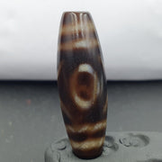 Tibetan old agate dzi bead ‘ 2 eyes ’ totem amulet pendant