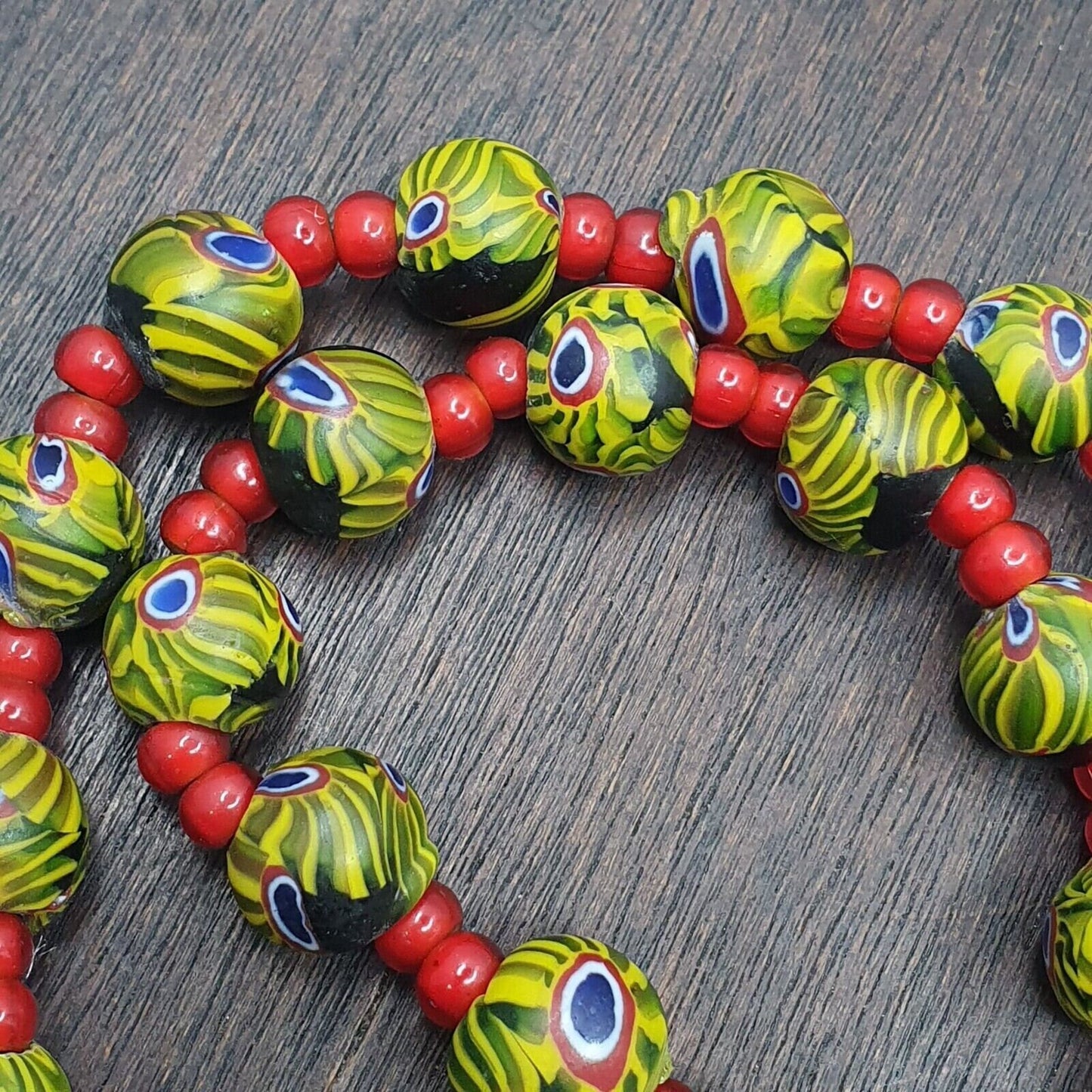 Vintage red white heart 6mm & roman style green gabri eyes beads necklace