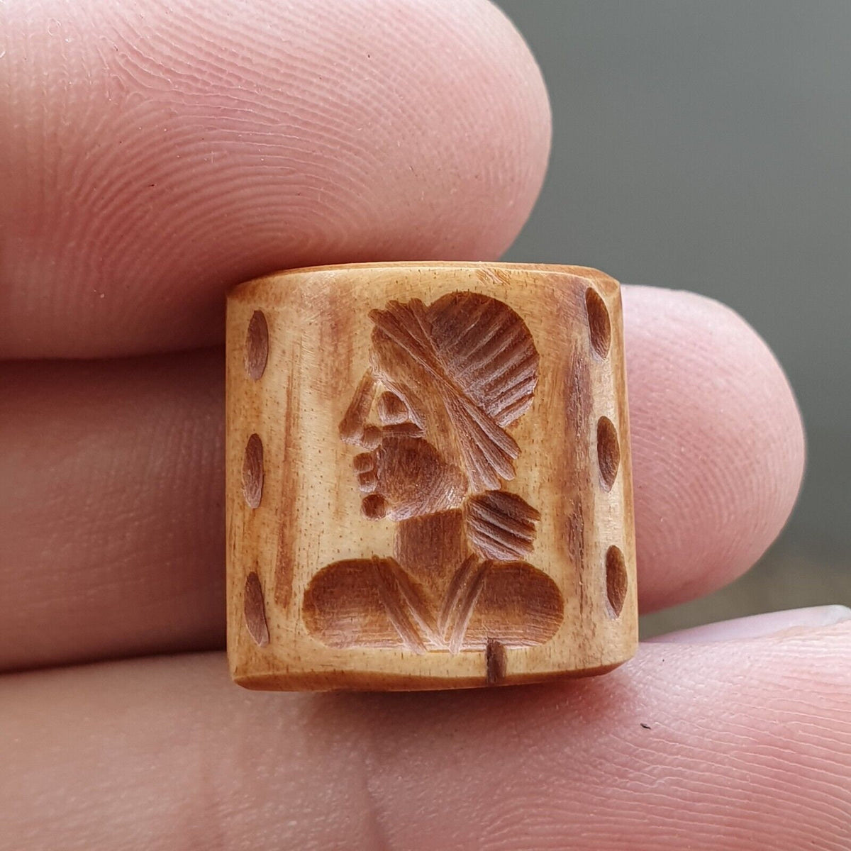 Antique vintage seal bead "unknown king, animal intaglio stamp bne-4