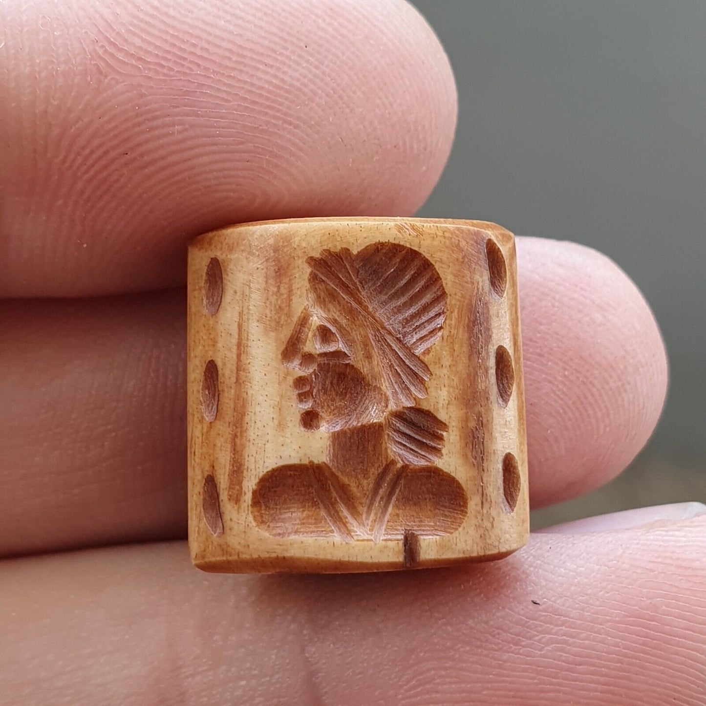 Antique vintage seal bead "unknown king, animal intaglio stamp bne-4