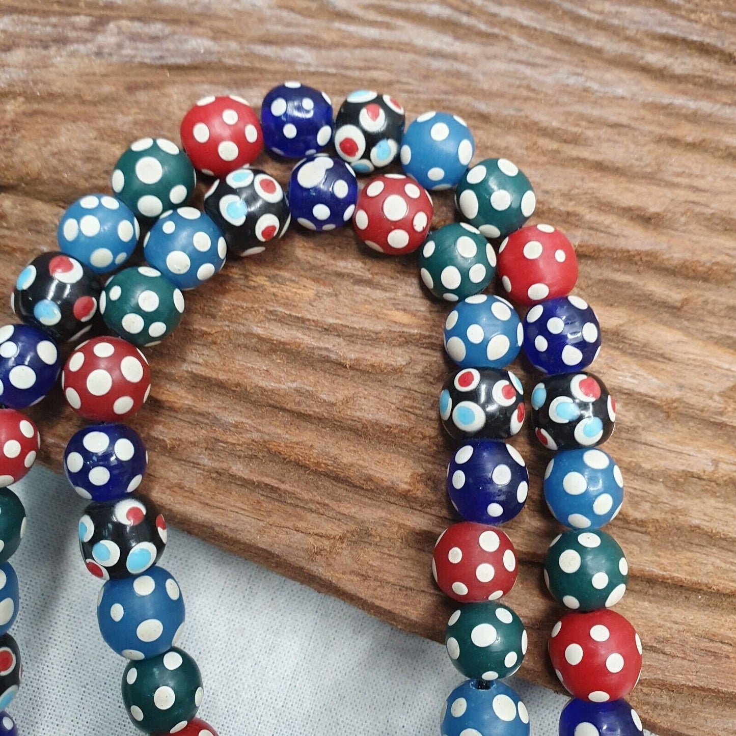 Venetian venetian inspired multicolor skunk beads necklace