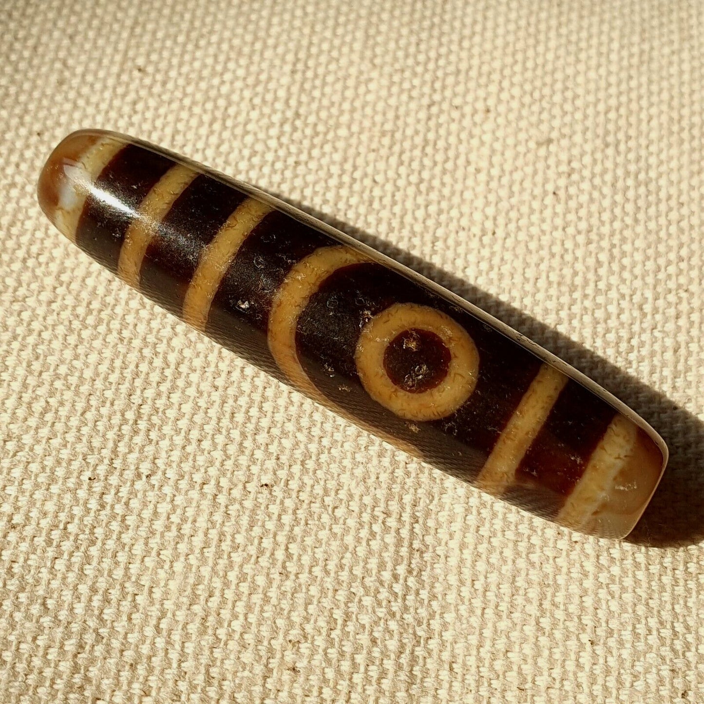 Original tibetan two eyes dzi bead,  pure cinnamon eyes agate