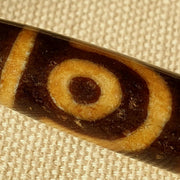 Original tibetan two eyes dzi bead,  pure cinnamon eyes agate