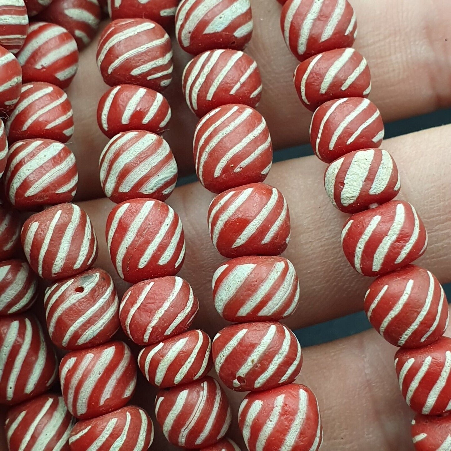 Lot 2 vintage old african red & white glass  stripes beads 7-9mm beads strandGift