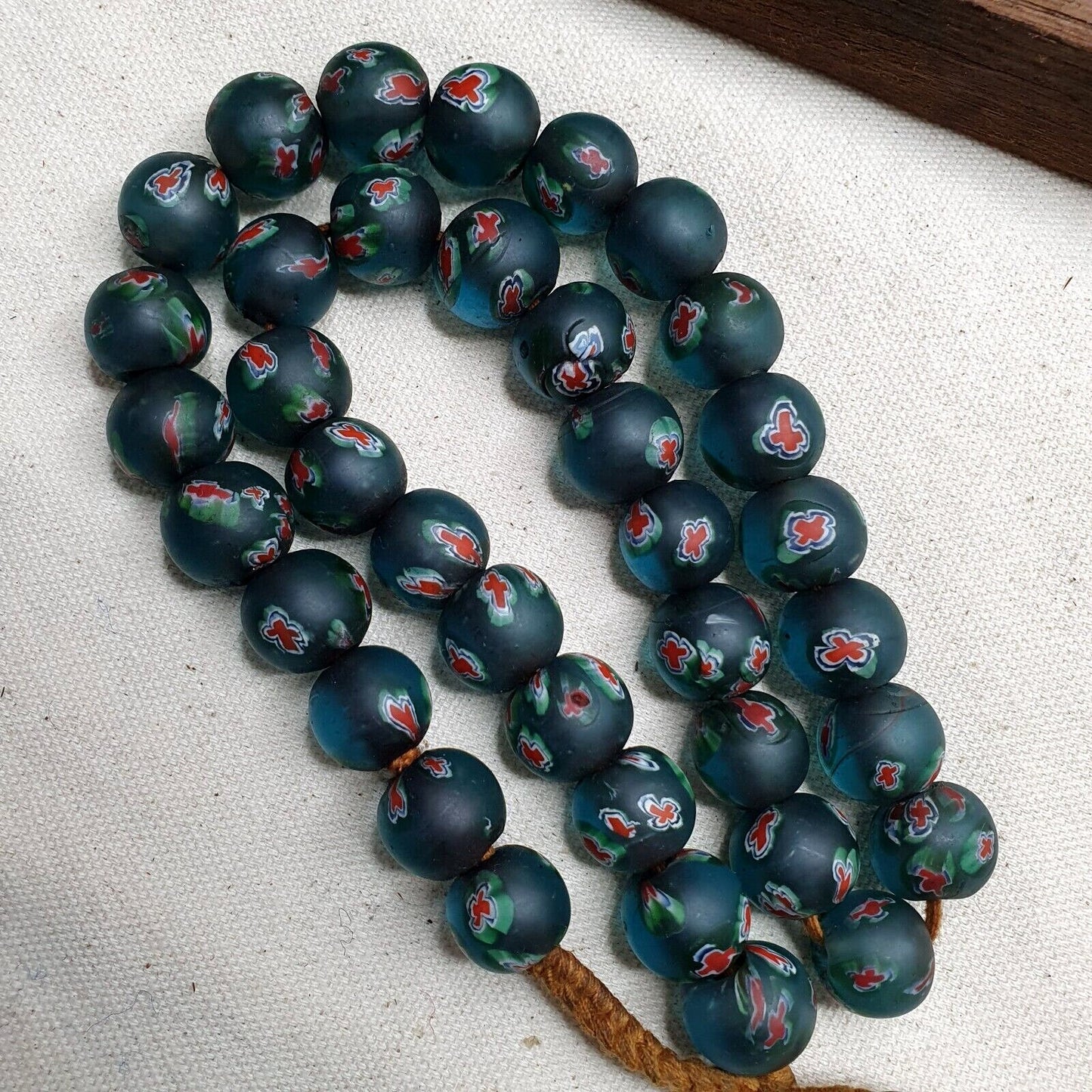 Vintage venetian-african murano style floral green glass beads strand 15-16mmGift