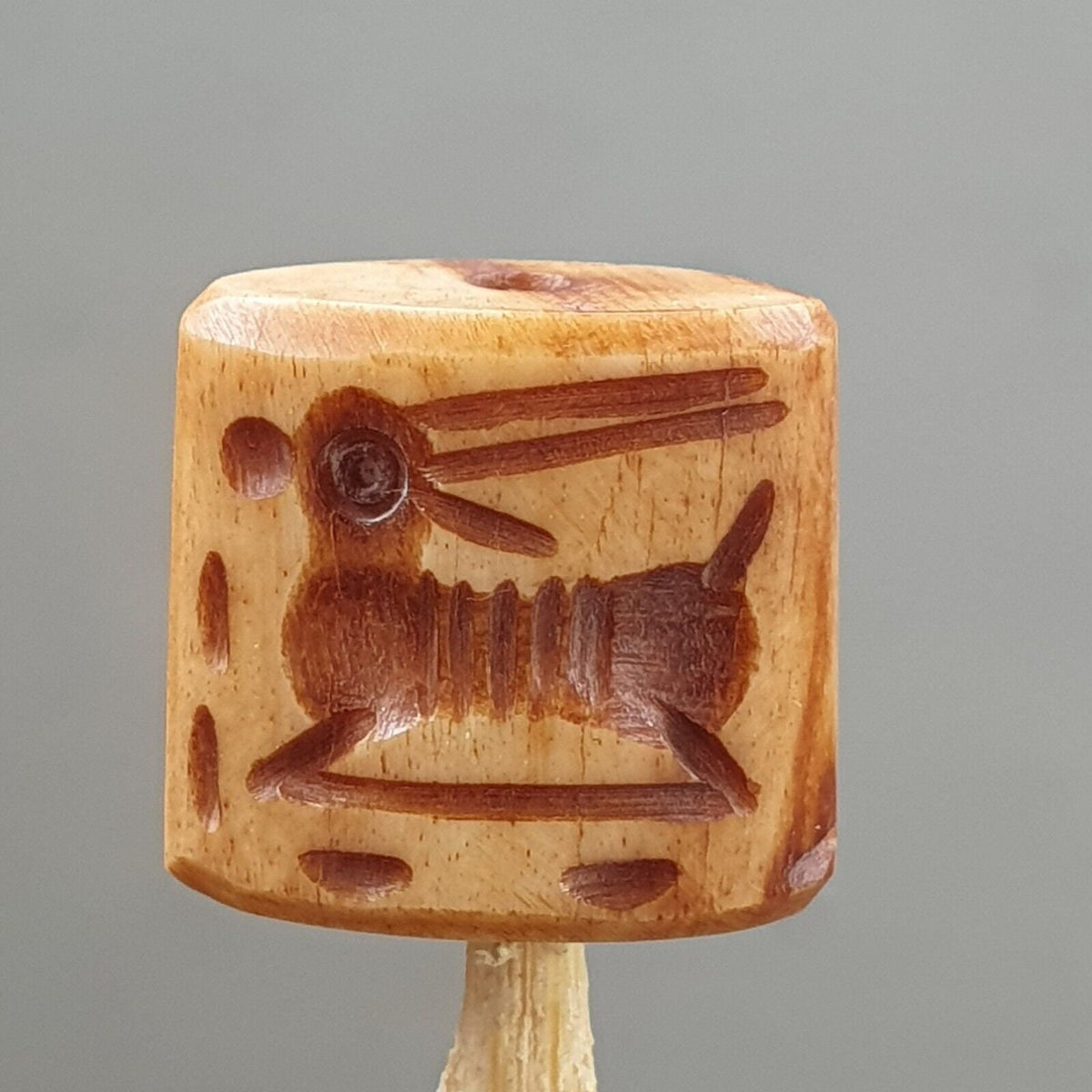 Antique vintage seal bead "mysterious animal intaglio stamp bne-2