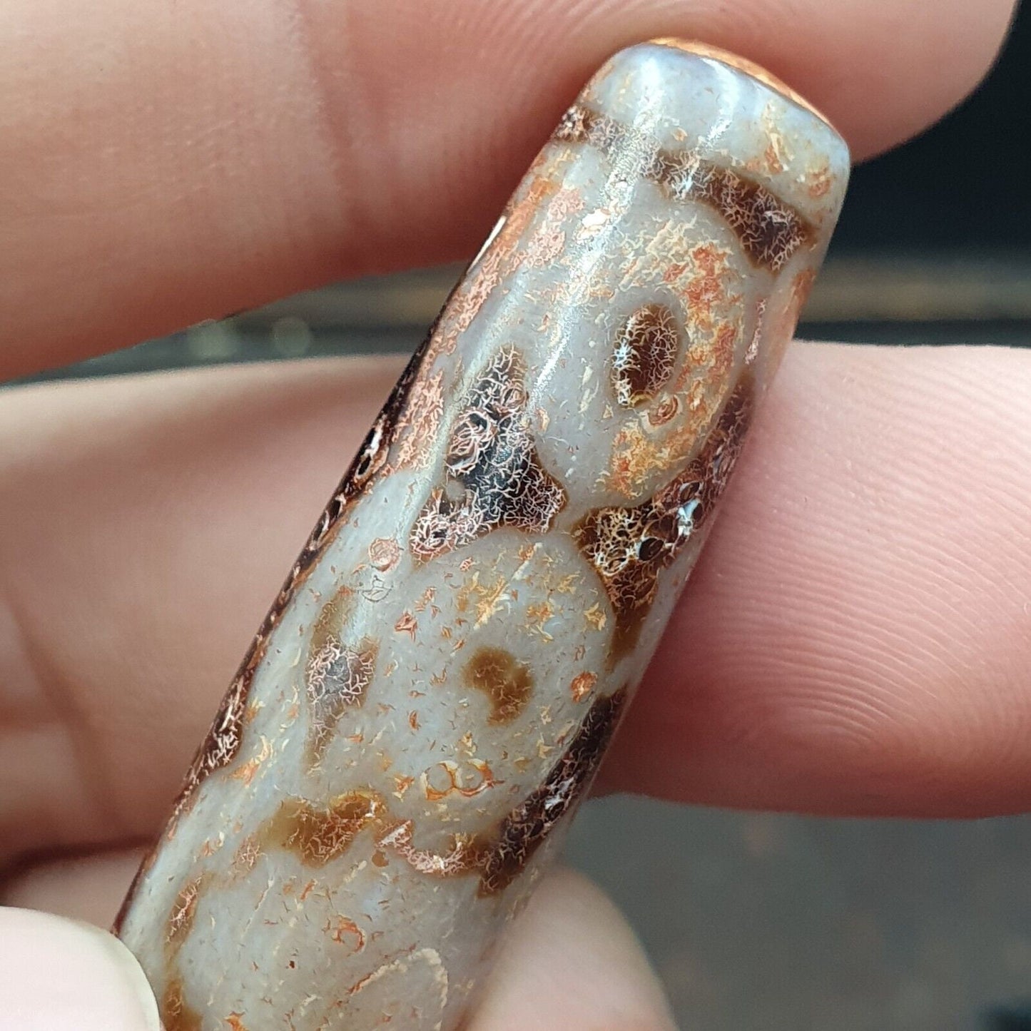 Rusted 7 eyes powerful himalayan indo tibetan agate dzi bead amulet