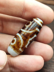 Rusted antique himalayan indo tibetan white agate dzi bead amulet  #3-5