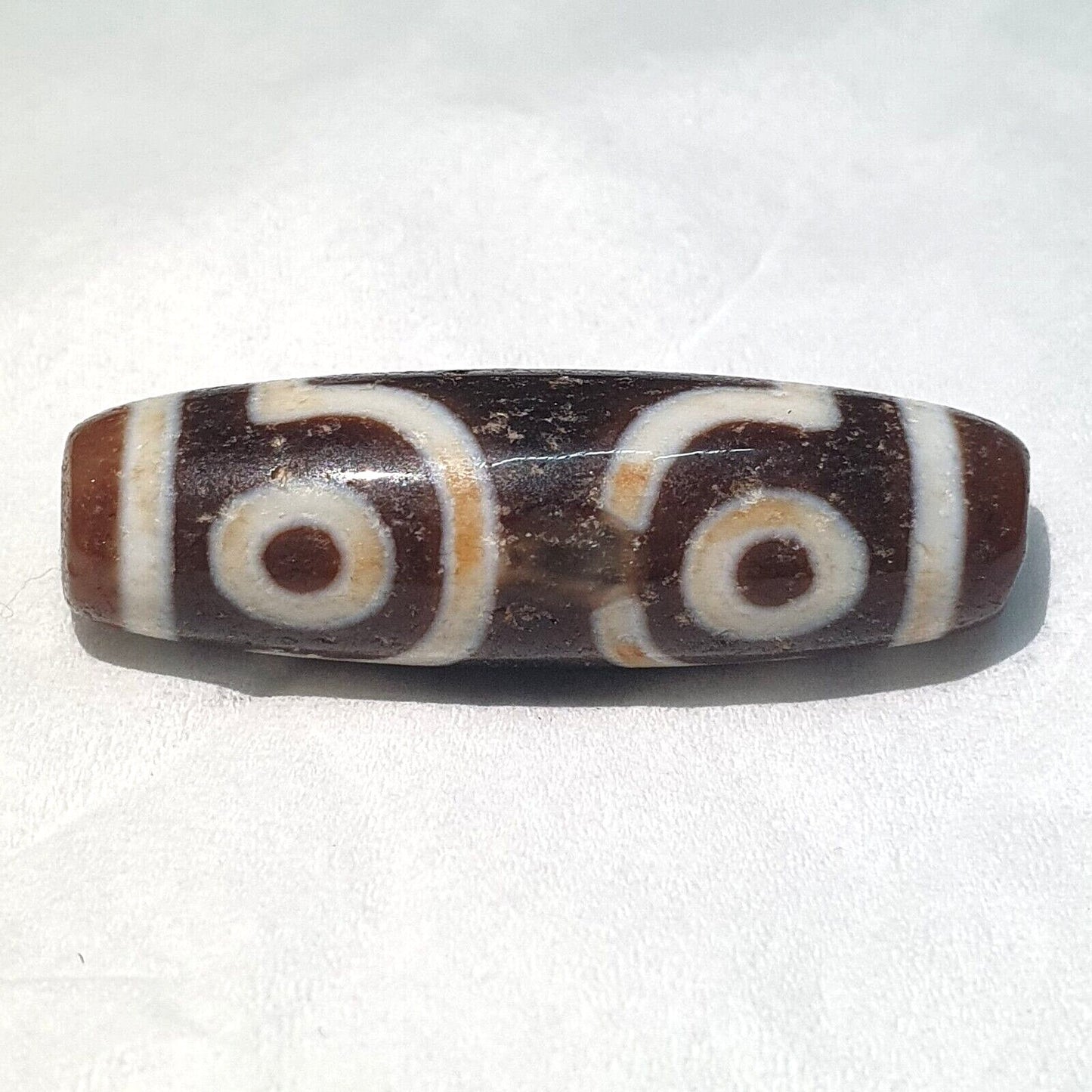 Vintage old himalayan indo tibetan 3 eyes agate beads unique pattern