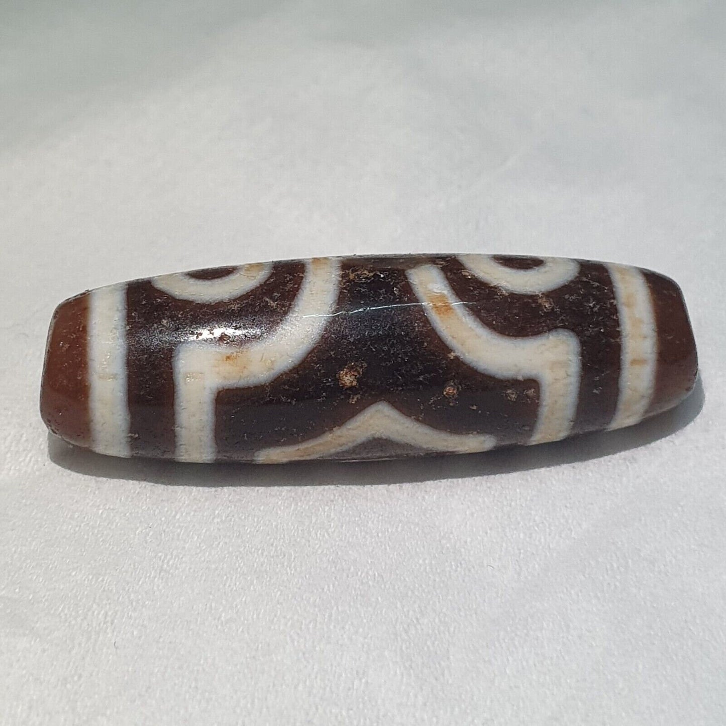Vintage old himalayan indo tibetan 3 eyes agate beads unique pattern