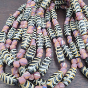 Vintage feather style pattern african stripes beads necklace