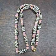 Vintage feather style pattern african stripes beads necklace