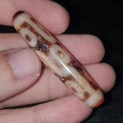 Rusted vintage old himalayan indo tibetan 9 eyes agate bead unique pattern