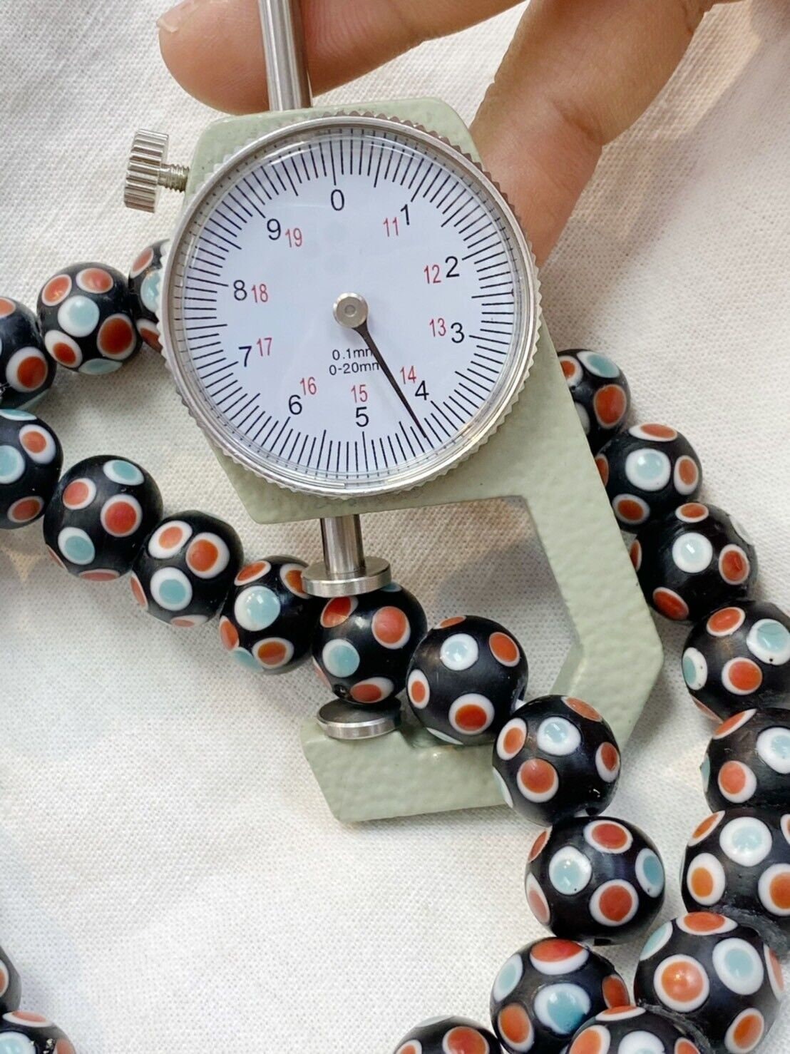 Vintage skunk hundred eyes glass beads 14mm approximately 90 beadsGift