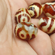 Tb#l5  himalayan indo tibetan rare patterns dzi amulet bead lot 5 beads