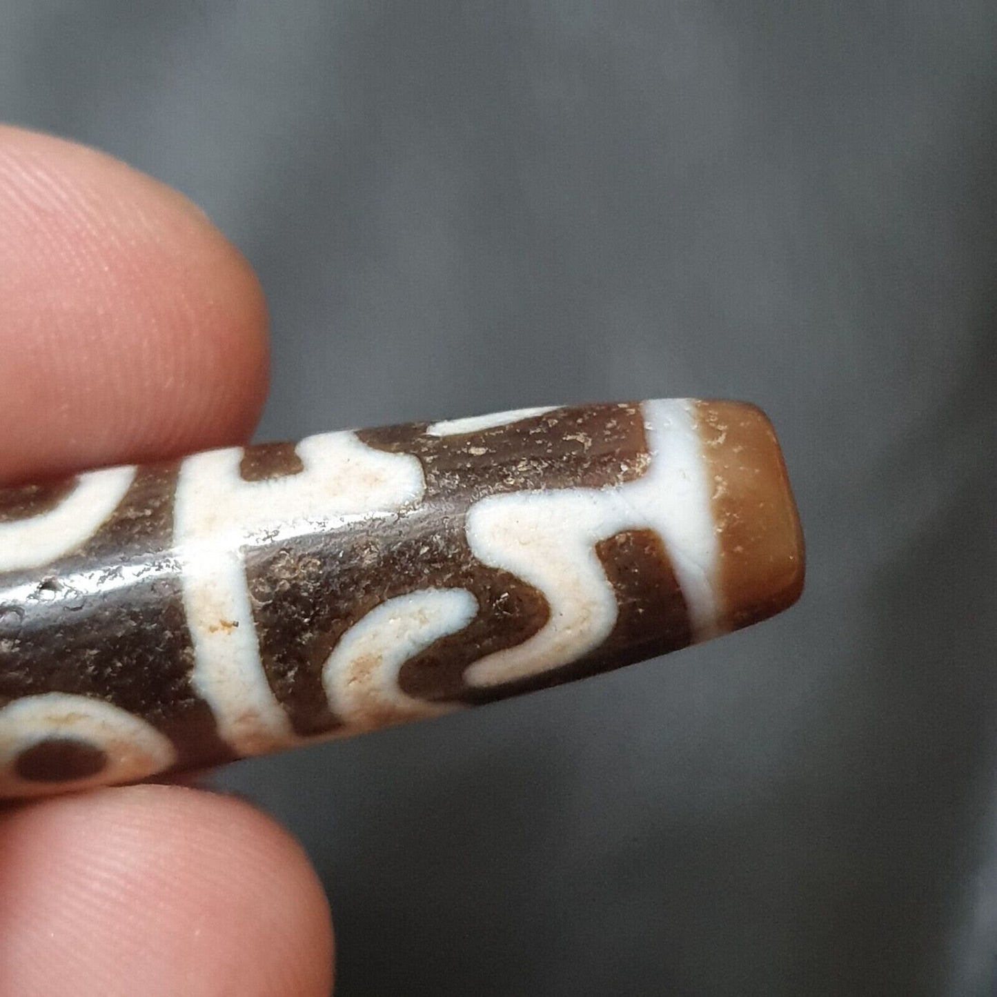 Tibetan nepalese dzi bead unique pattern old amulet agate bead pr-1