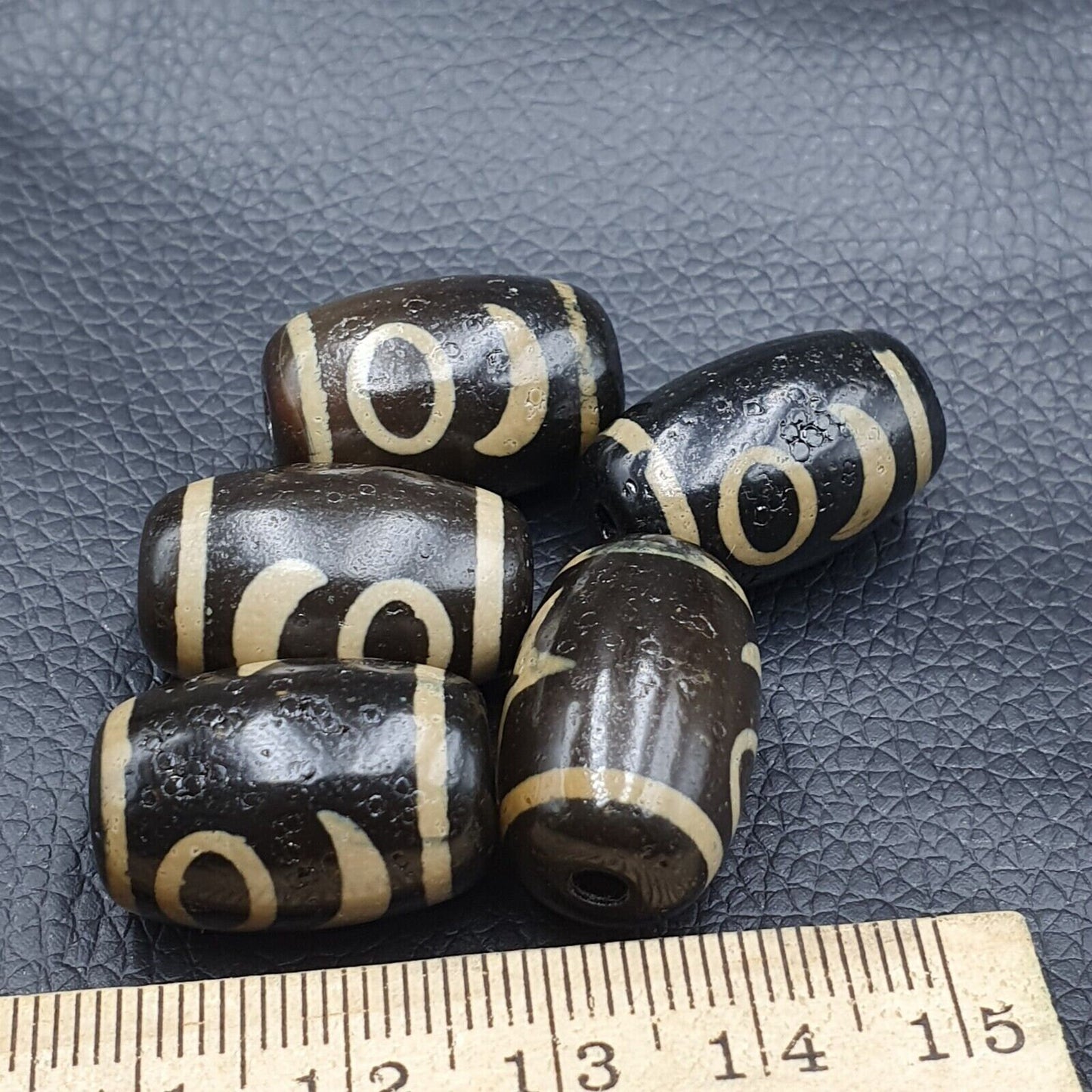Himalayan indo tibetan rare patterns dzi amulet bead lot 5 beads
