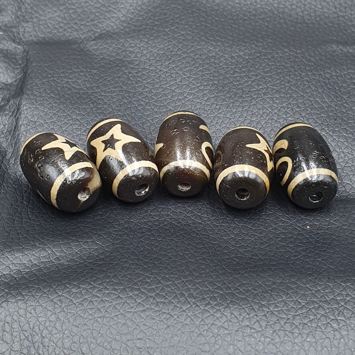 Himalayan indo tibetan rare patterns dzi amulet bead lot 5 beads