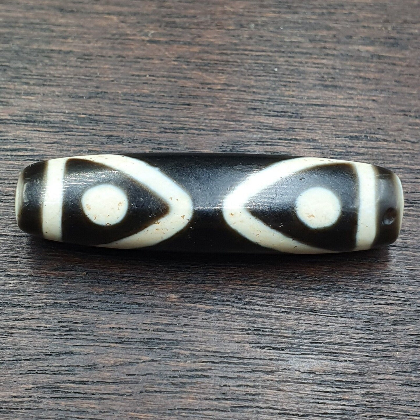 Tibetan nepalese himalayan old dzi unique 3 eye bead amulet