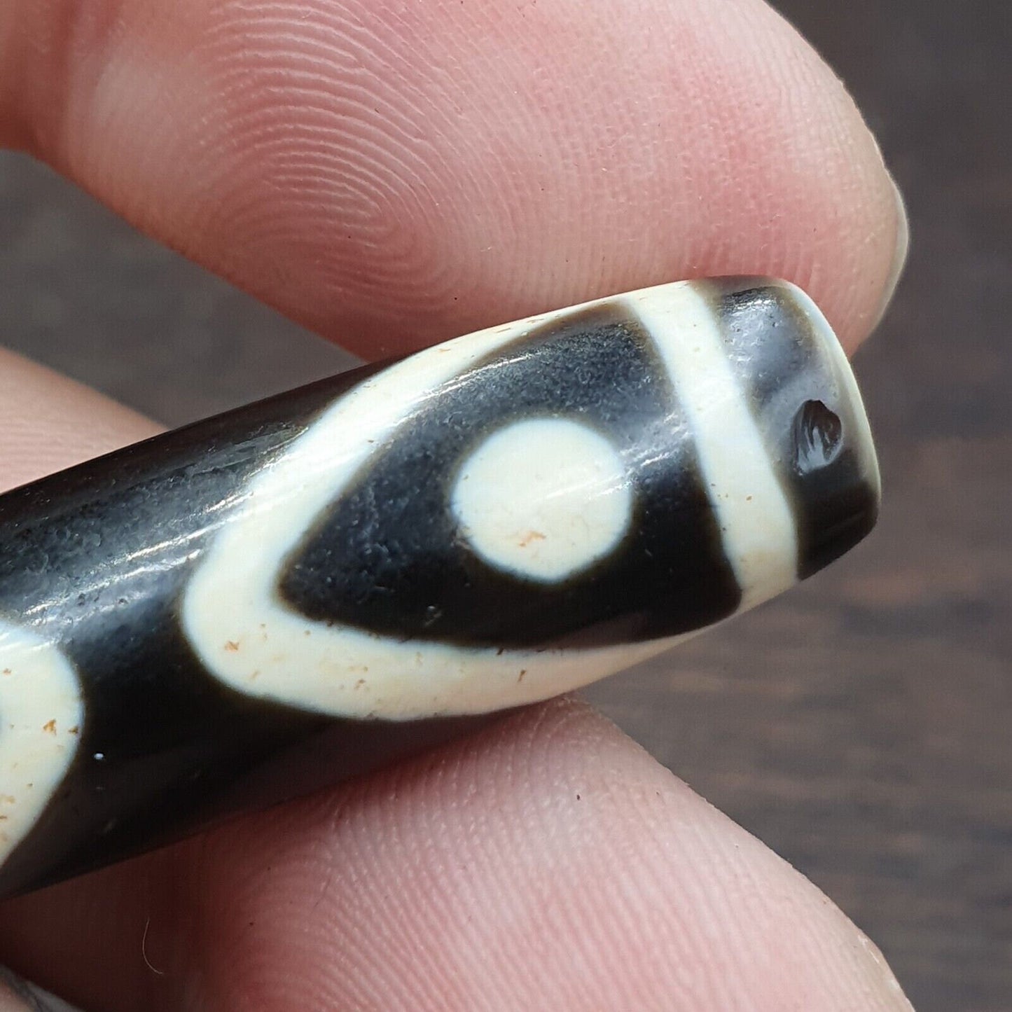 Tibetan nepalese himalayan old dzi unique 3 eye bead amulet