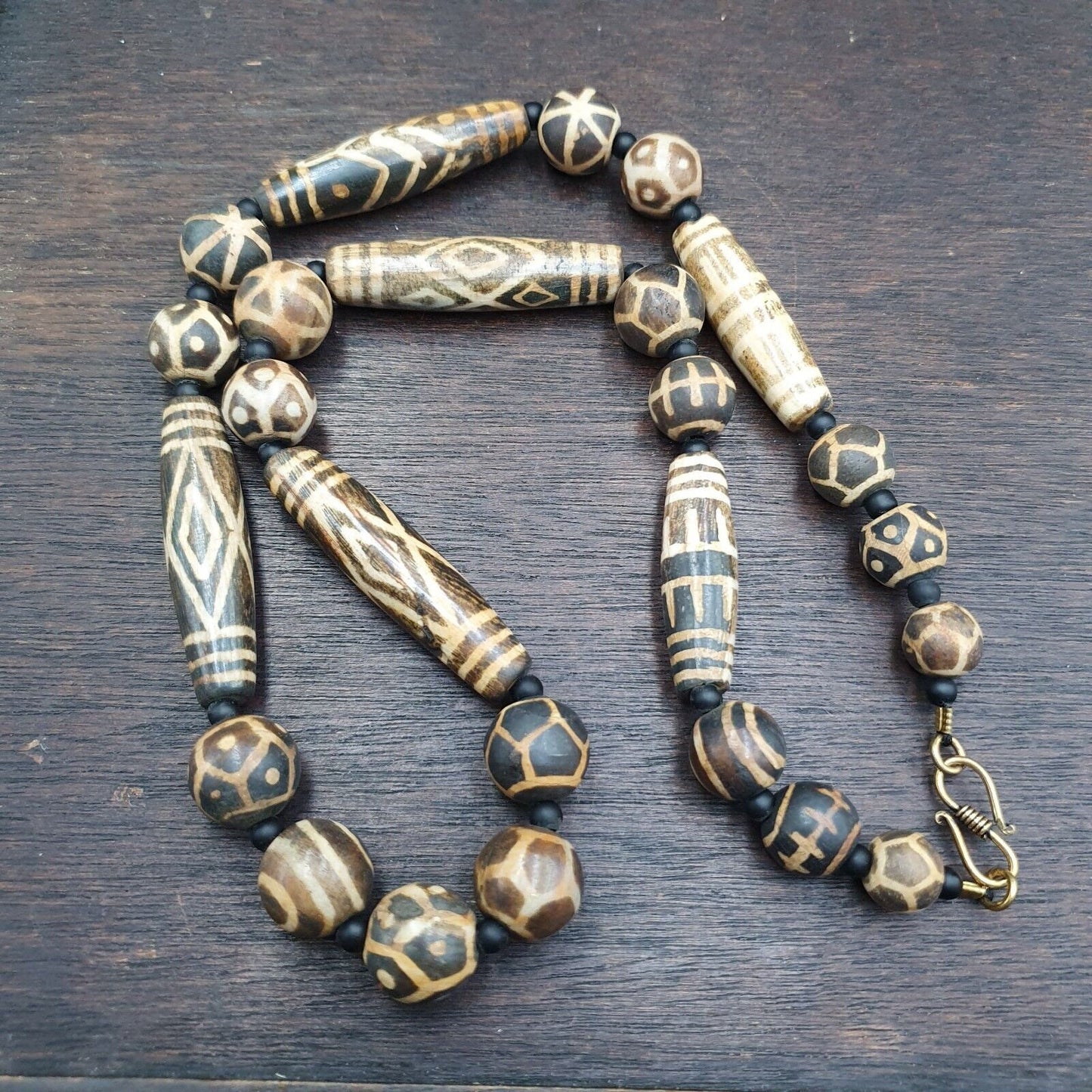 South asian burmese antique trade pumtek petrified wood beads 20th ce