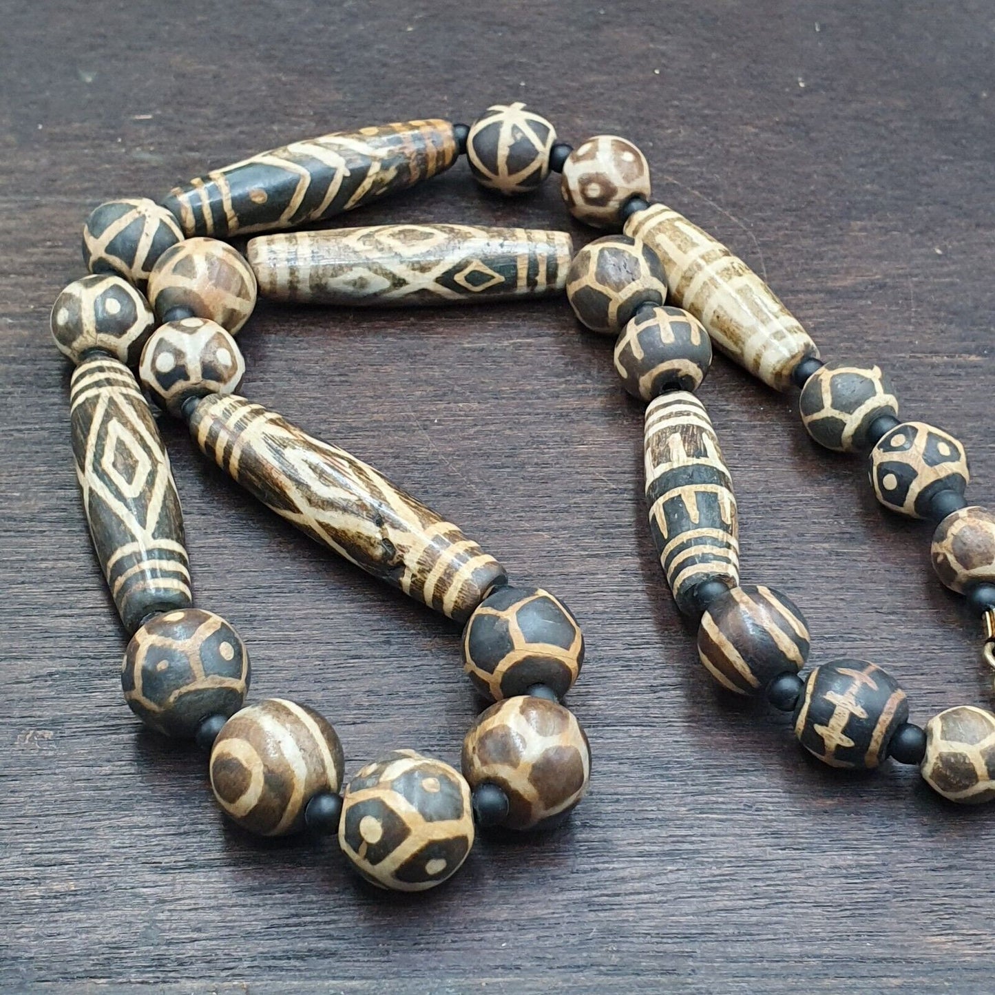 South asian burmese antique trade pumtek petrified wood beads 20th ce