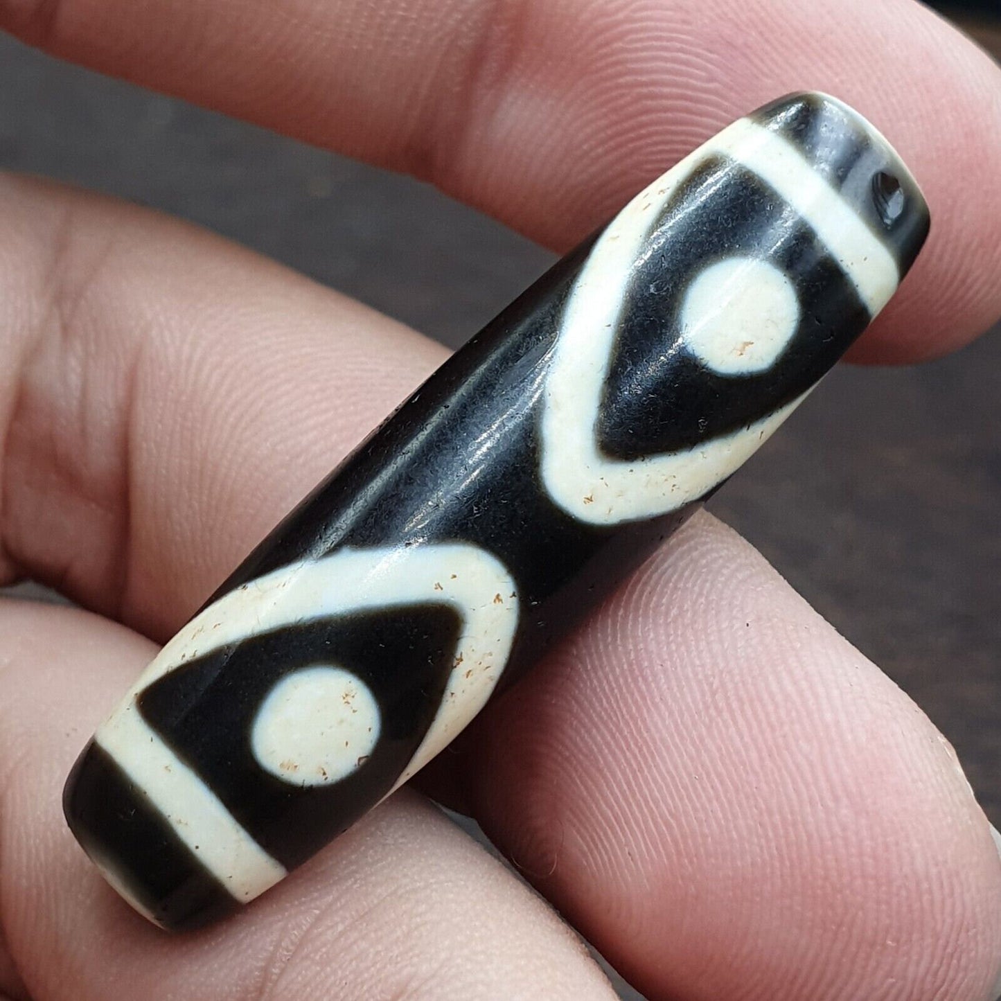 Tibetan nepalese himalayan old dzi unique 3 eye bead amulet