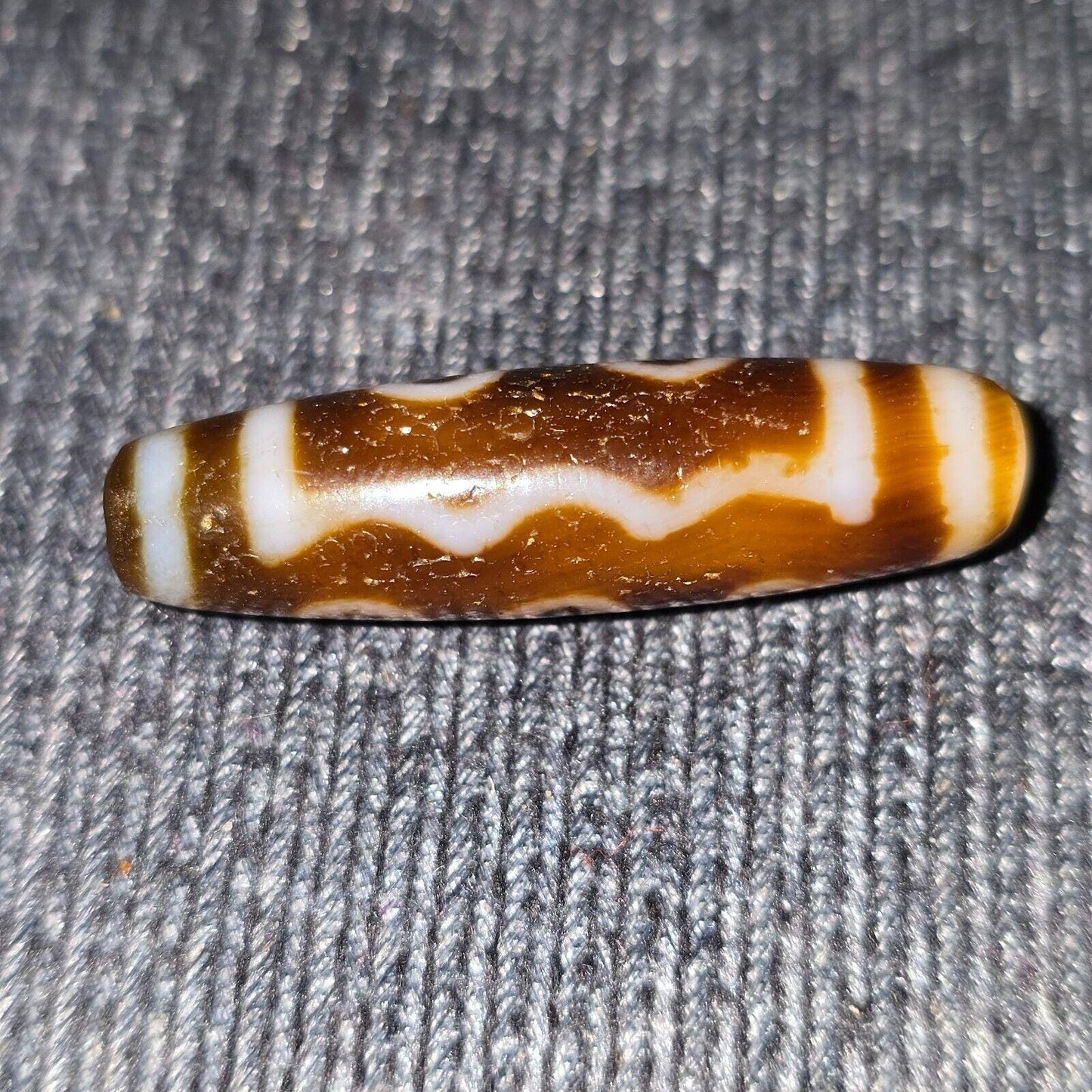 Old himalayan indo tibetan agate bead 5 eyes pattern amulet