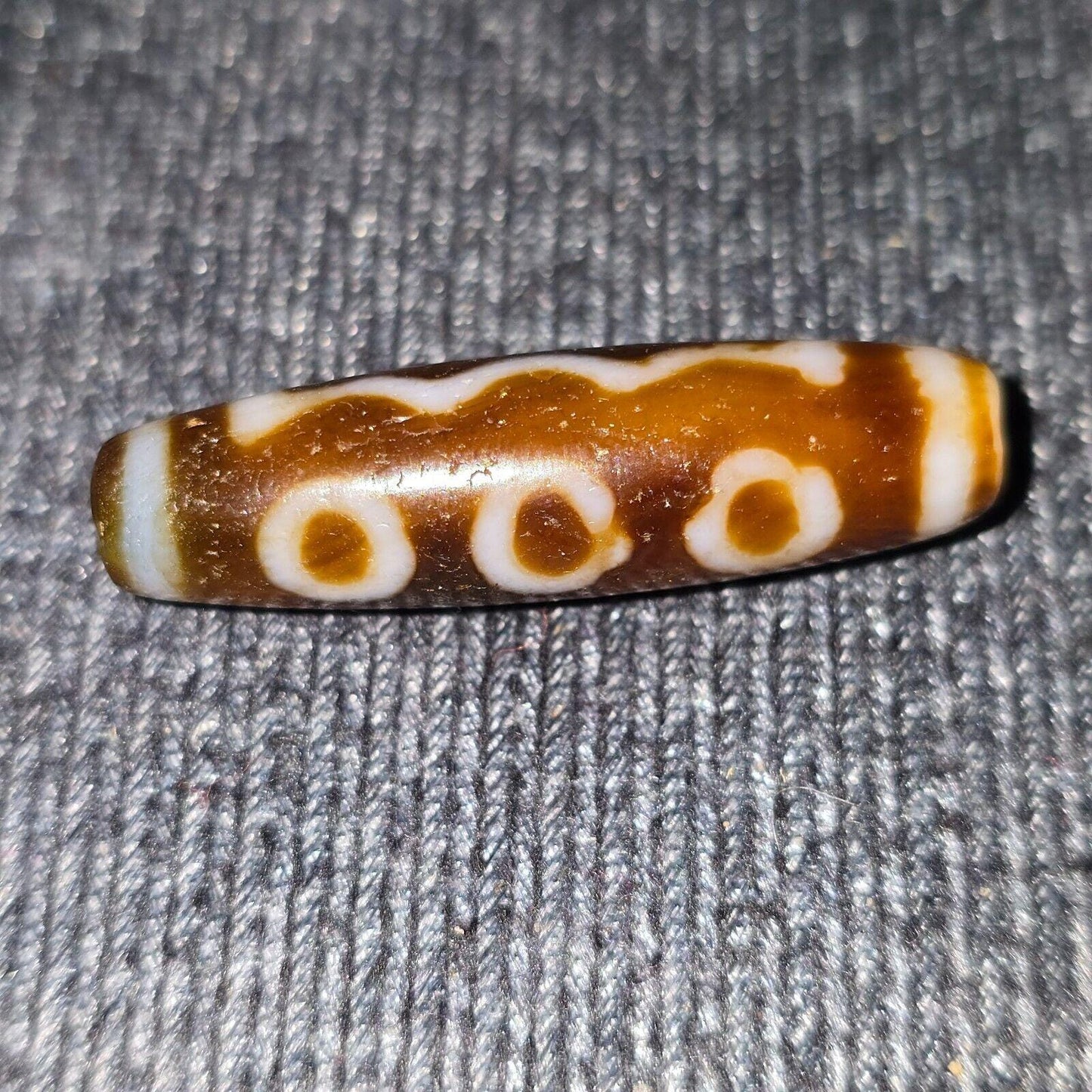 Old himalayan indo tibetan agate bead 5 eyes pattern amulet